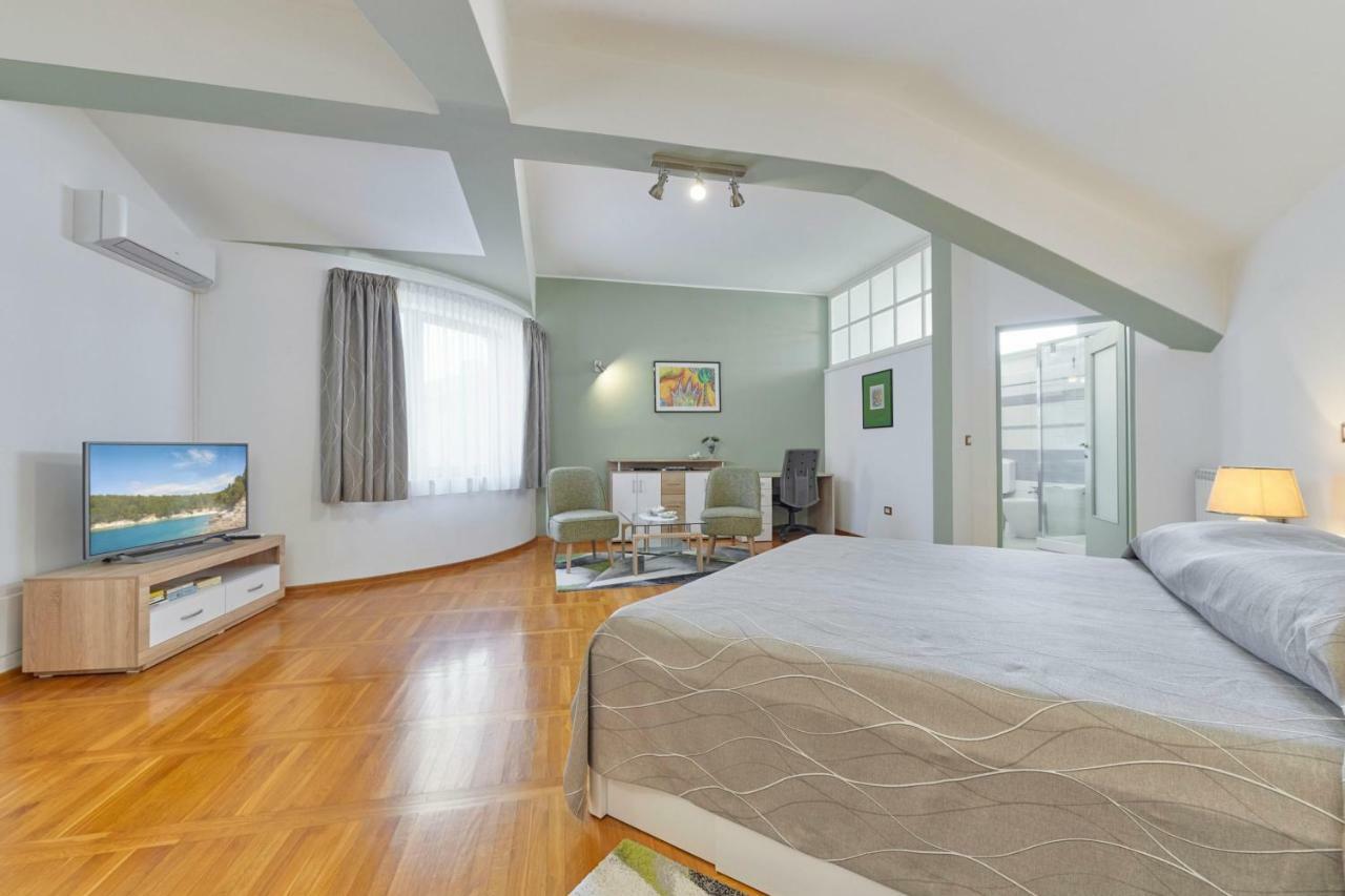 Villa Giardina Apartments Vinkuran Ngoại thất bức ảnh