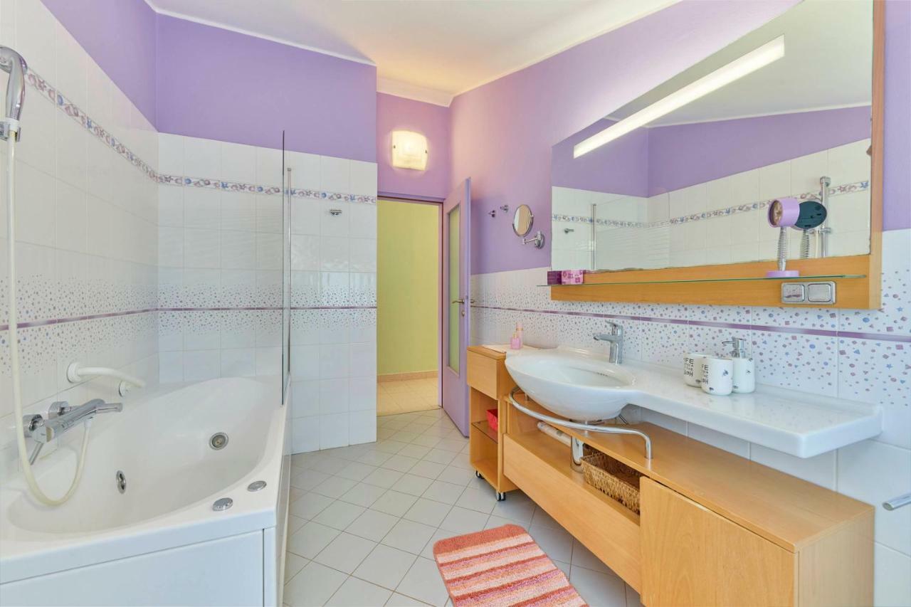 Villa Giardina Apartments Vinkuran Ngoại thất bức ảnh