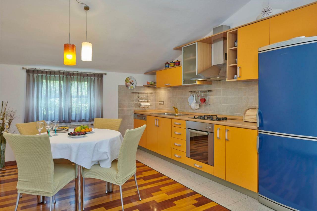 Villa Giardina Apartments Vinkuran Ngoại thất bức ảnh